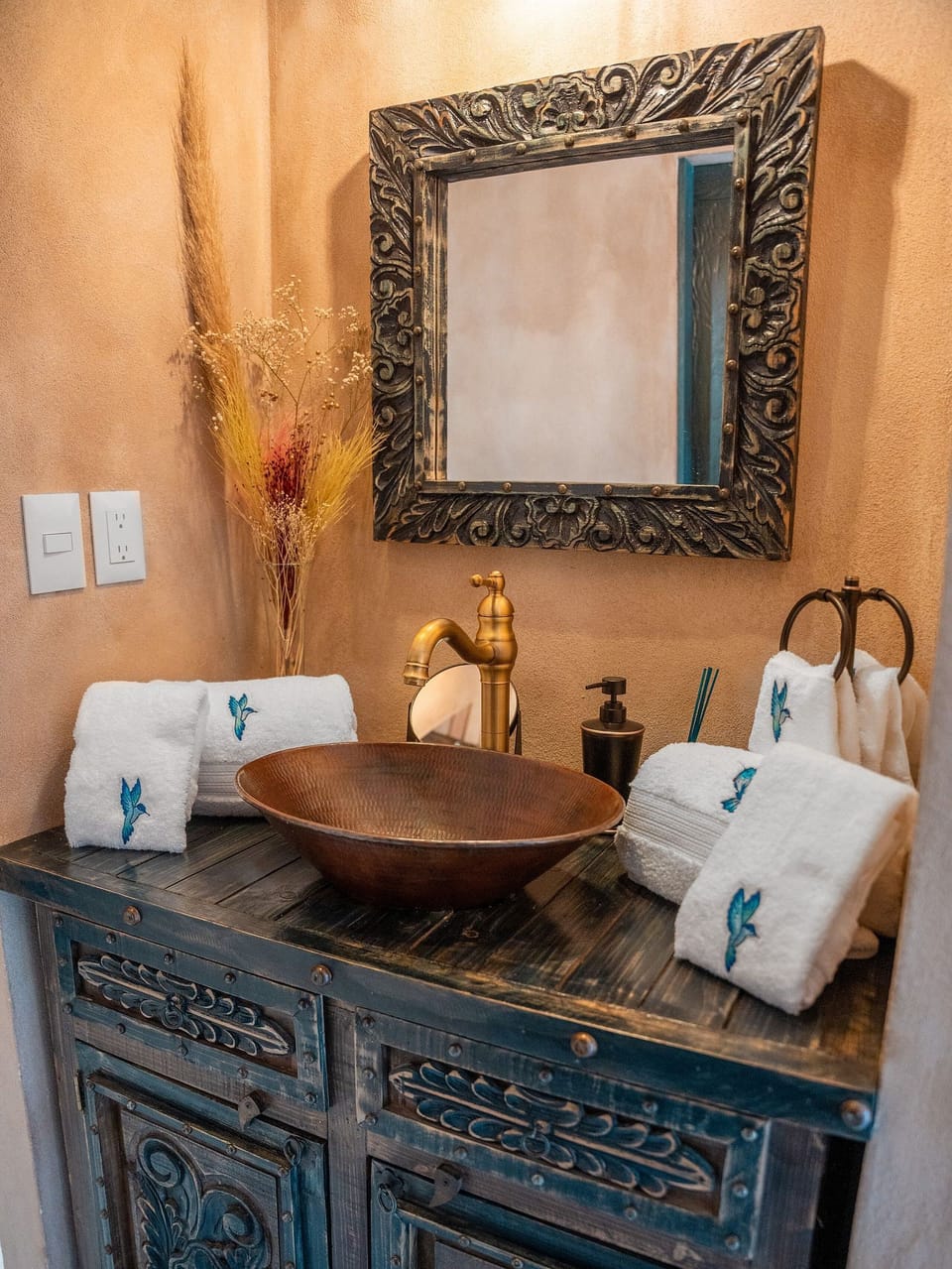 Basic Suite | Bathroom