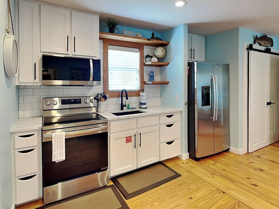 Full Kitchen - Second Floor