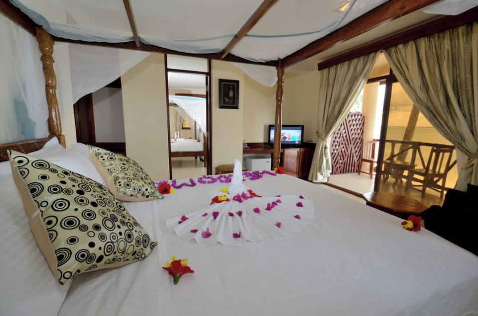 Comfort Double Room, Balcony, Garden View | In-room safe, laptop workspace, soundproofing, iron/ironing board