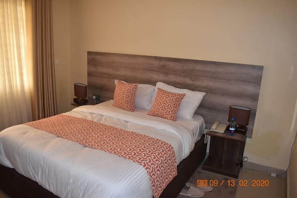 Deluxe Single Room, Garden View | Free WiFi, bed sheets