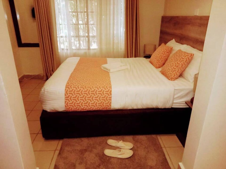 Deluxe Double Room, City View | Free WiFi, bed sheets
