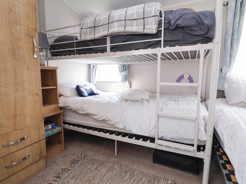 2 bedrooms, WiFi (free), individually decorated, individually furnished