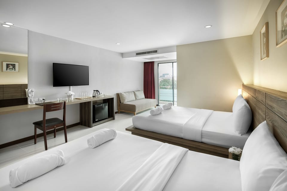 Family Room | In-room safe, desk, blackout drapes, free WiFi