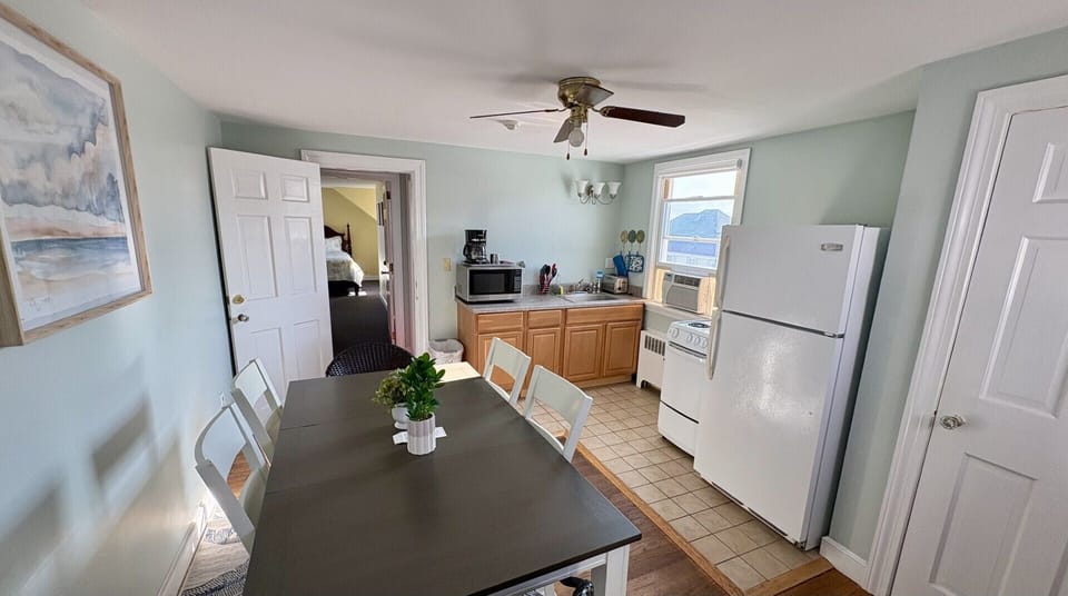 Family Suite | Living area | Flat-screen TV