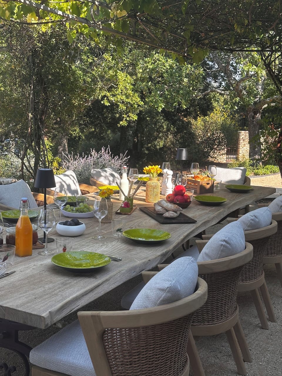 Outdoor dining