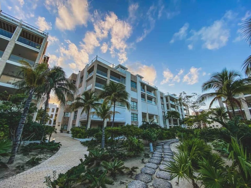 Apartment, 3 Bedrooms, Accessible, Balcony | Exterior