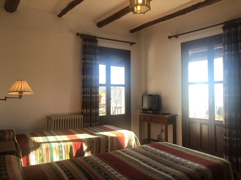Double Room | Blackout drapes, free WiFi, bed sheets