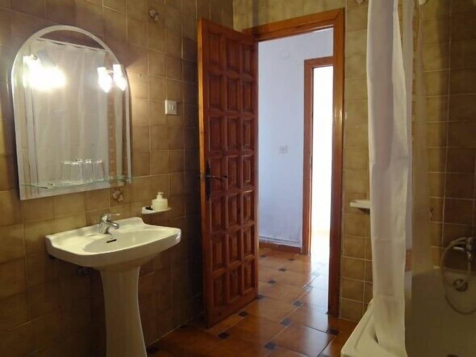 Double Room | Bathroom | Towels