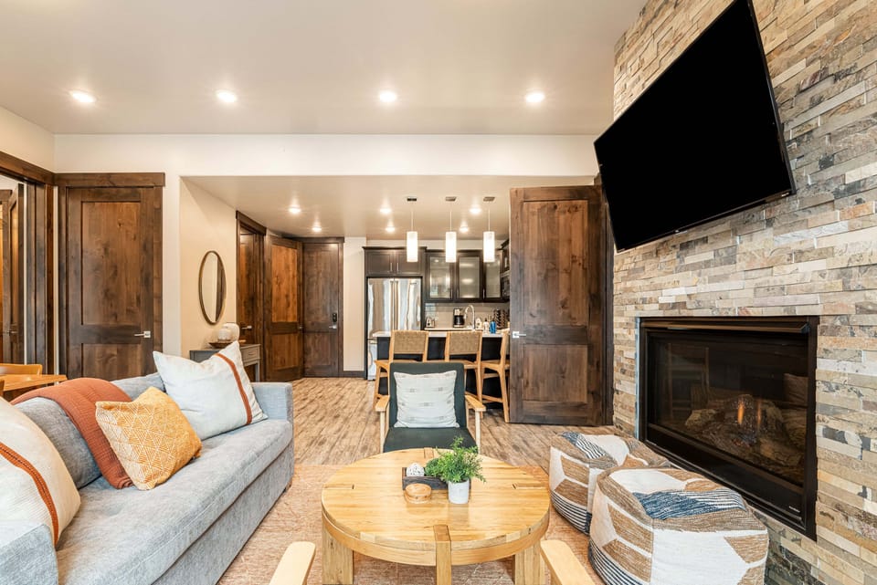 Condo entry into the open floor plan