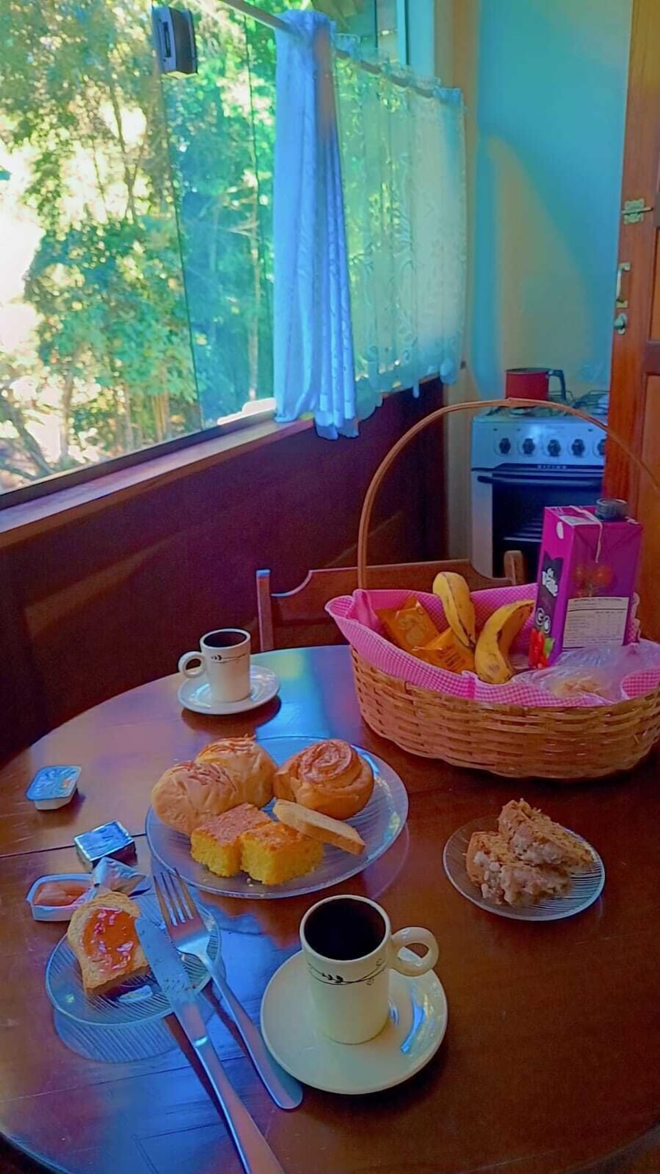 Standard Double Room, Garden View | Private kitchen | Mini-fridge, oven, cookware/dishes/utensils