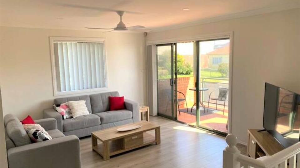 Lounge room 