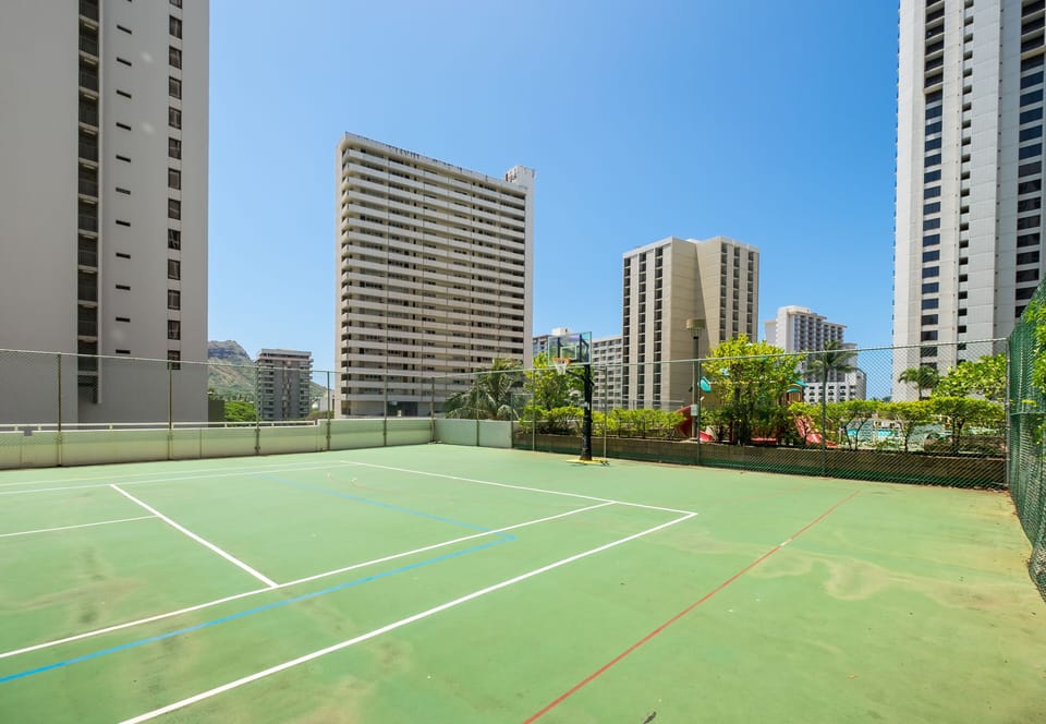 Sport court