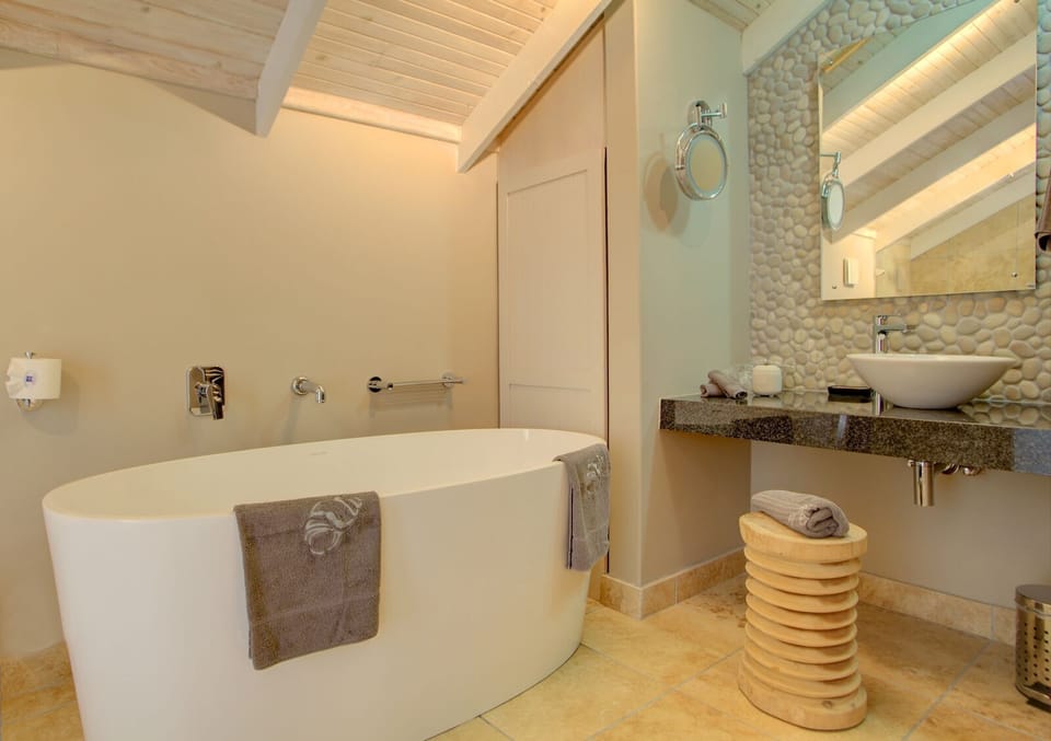 Starfish Guest Lodge Bed and Breakfast in Plettenberg Bay