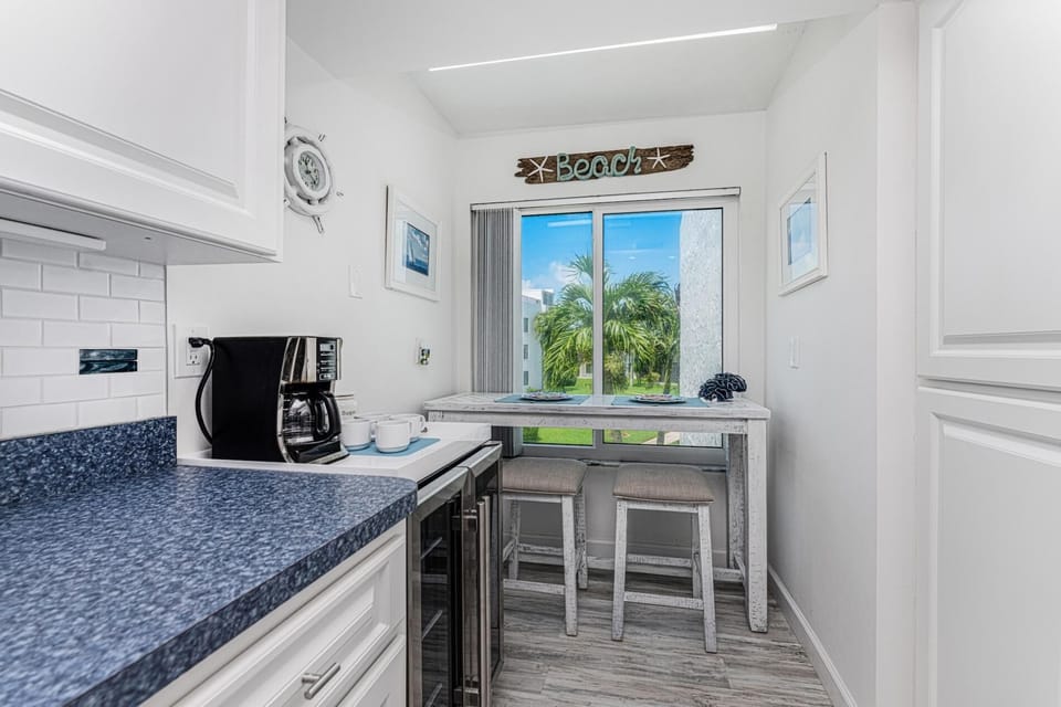 Tamarind 2bed/2ba Bayside Condo GCV1-026 (2798)