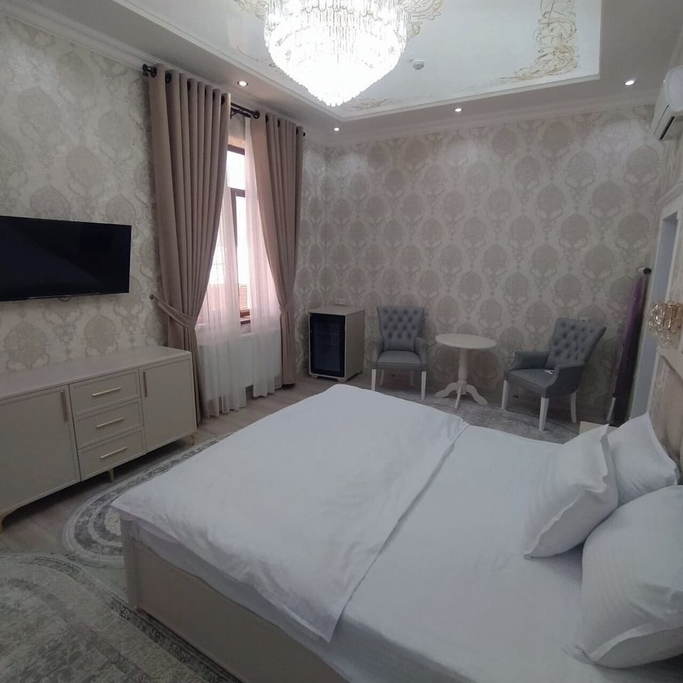 Luxury Double Room, Non Smoking, City View | Hypo-allergenic bedding available, minibar, desk, laptop workspace