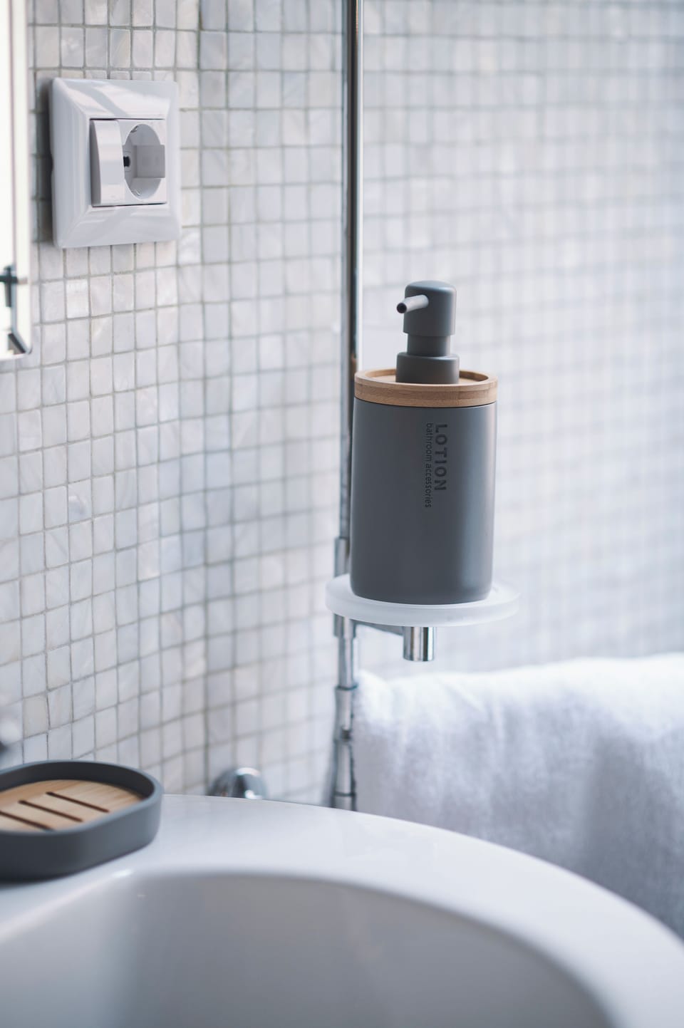 Deluxe Double or Twin Room, City View | Bathroom | Hair dryer, bidet, towels, soap