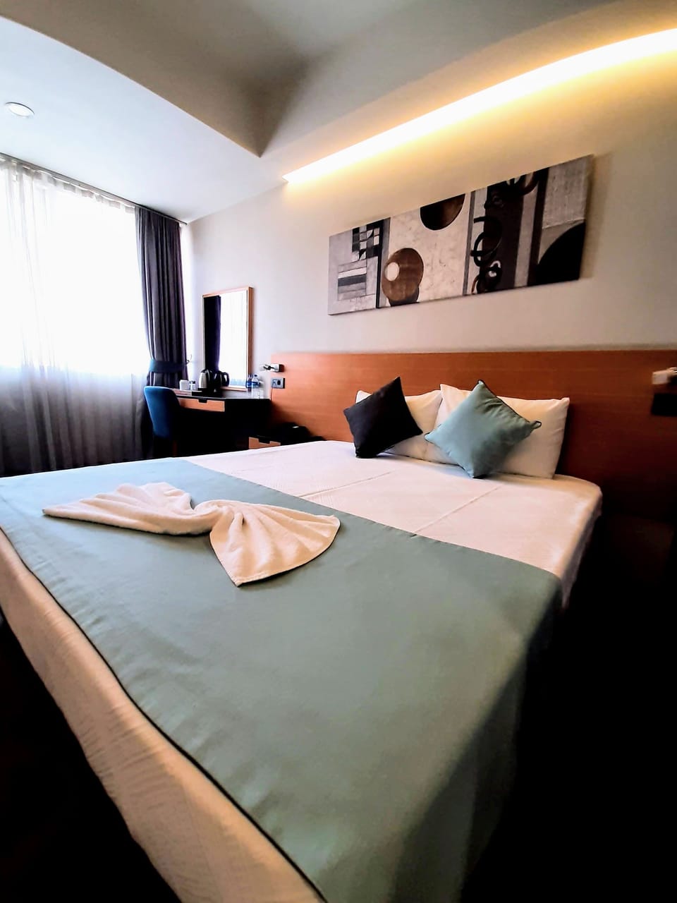 Standard Double Room | Egyptian cotton sheets, premium bedding, down comforters, minibar