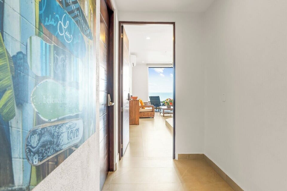 Front door leading into Gaviotas.