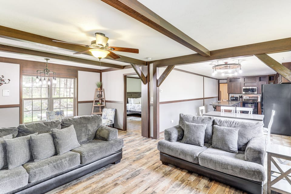 House (3 Bedrooms) | Interior