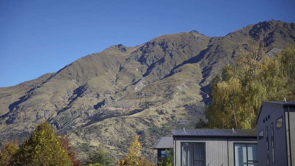 Surrounding mountains - 1 minute drive to Coronet Peak ski road