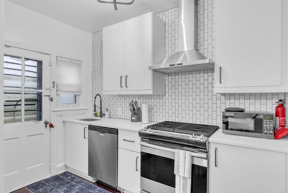 Indoors, Kitchen, Appliance, Microwave, Oven