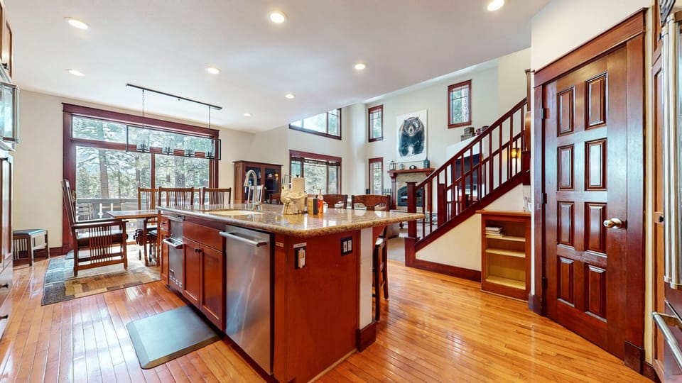 Indoors, Hardwood, Floor, Flooring, Kitchen
