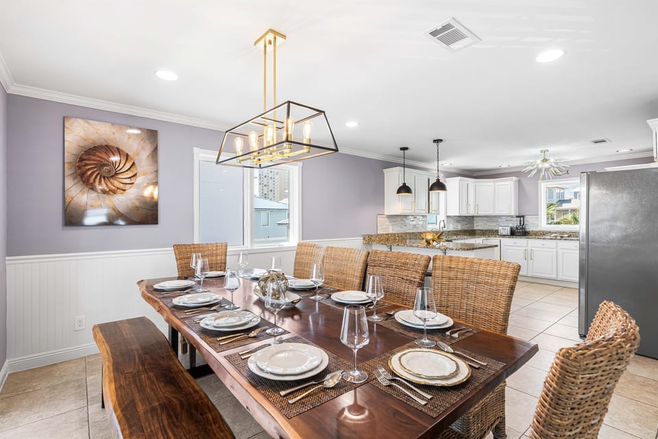 Second Floor | Gulf View Dining for 10