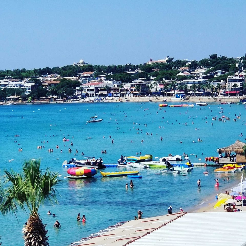 Comfort Twin Room, Beach View | Terrace/patio