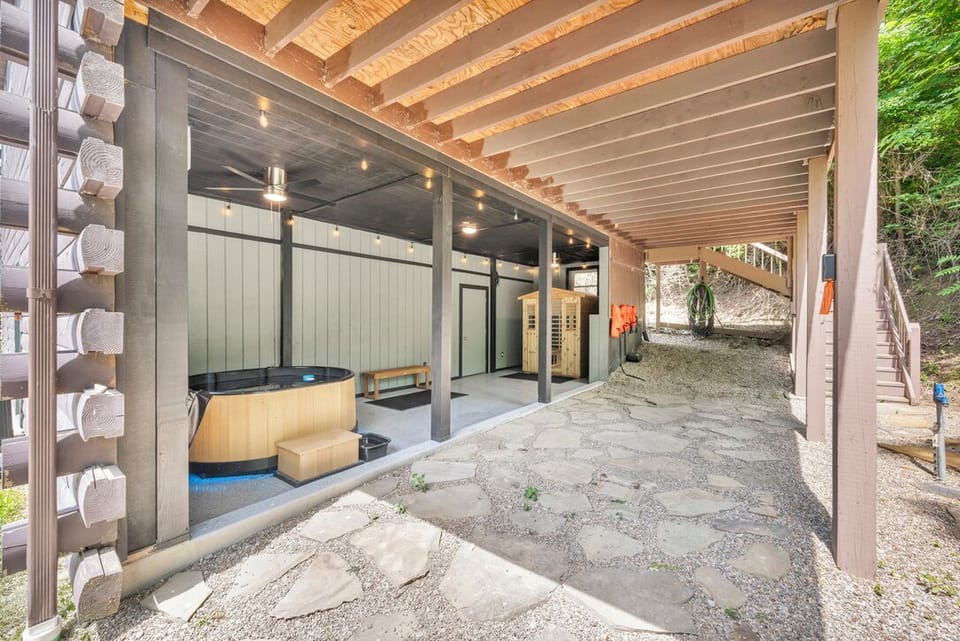 The Spa at The Little Cabin!