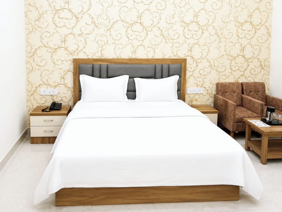Superior Double Room, Air conditioning | Soundproofing, free WiFi, bed sheets