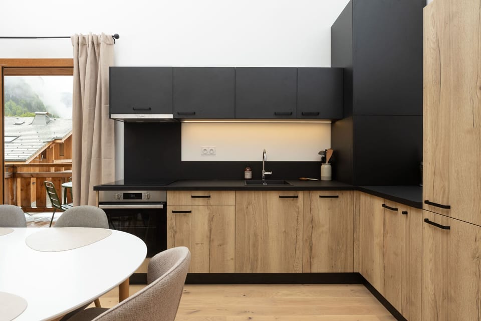 New, fully equipped kitchen for your return to Kand'Baz