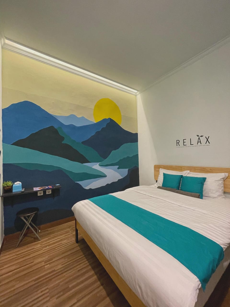 Standard Double Room, Shared Bathroom | Free WiFi, bed sheets