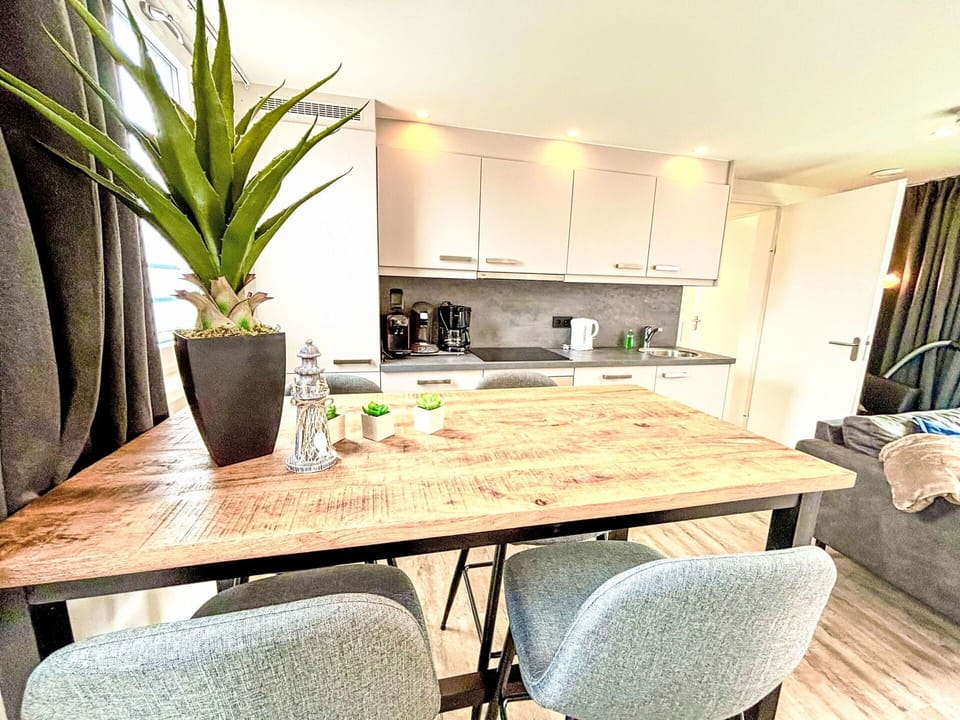 Wood, Furniture, Floor, Chair, Shade, Outdoor Furniture, Wood Stain, Awning, Balcony, Outdoor Table