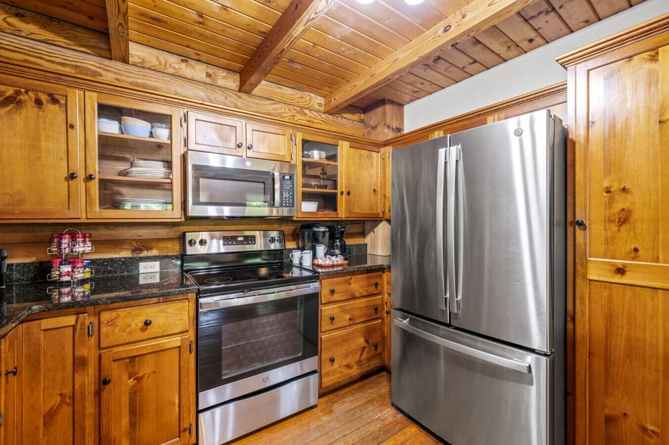 The fulloy stoked kitchen has everything you need to prep those family feasts!