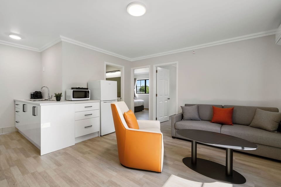 Suite, 2 Bedrooms | Laptop workspace, free WiFi, bed sheets