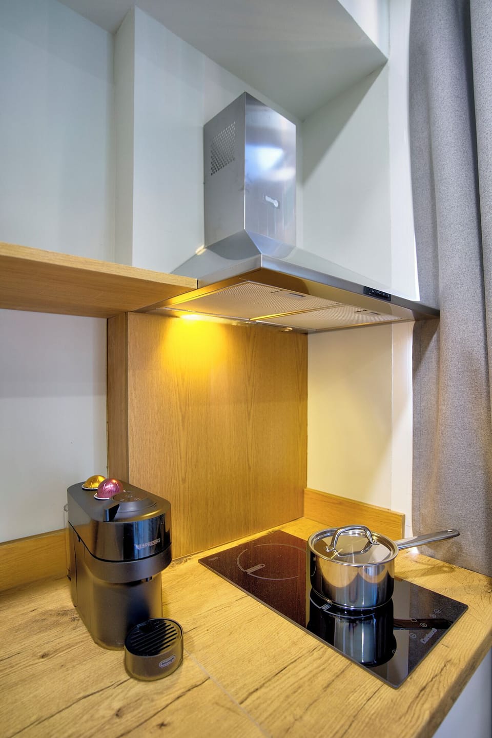 Fridge, microwave, stovetop, coffee/tea maker