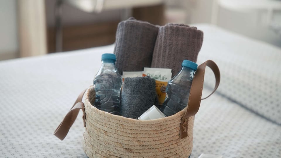Bathroom amenities