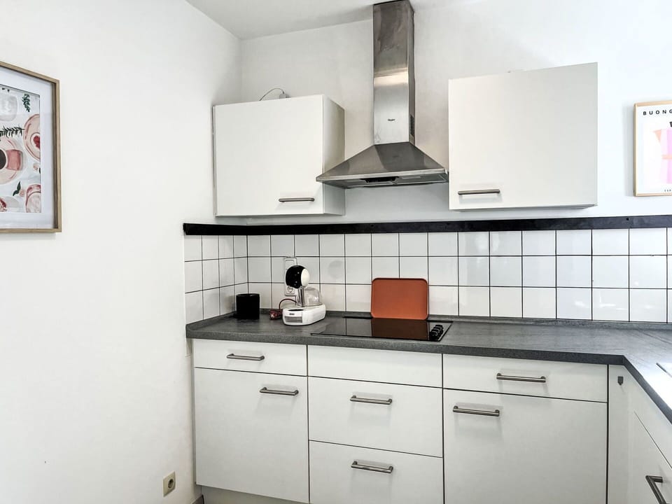 Kitchen, Countertop, Cabinetry, Kitchen Appliance, Interior Design, Flooring, Kitchen Sink, Major Appliance, Sink, Tap