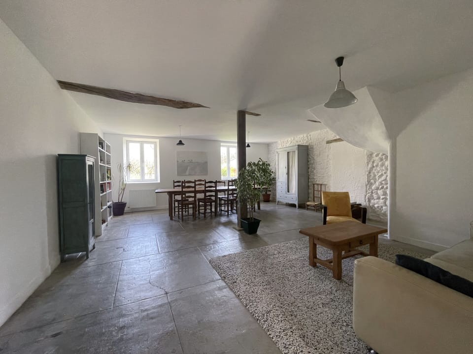 Deluxe House, Ensuite, Garden View | Dining