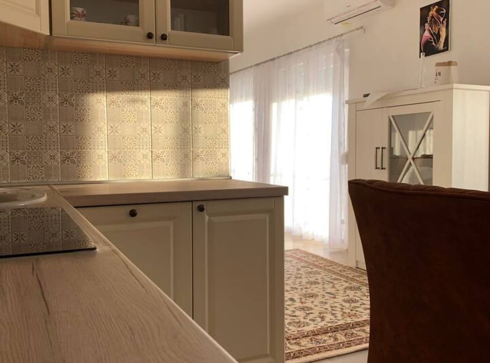 Apartment (Apartment Bordoa de Macura with Bay V) | Private kitchen | Fridge