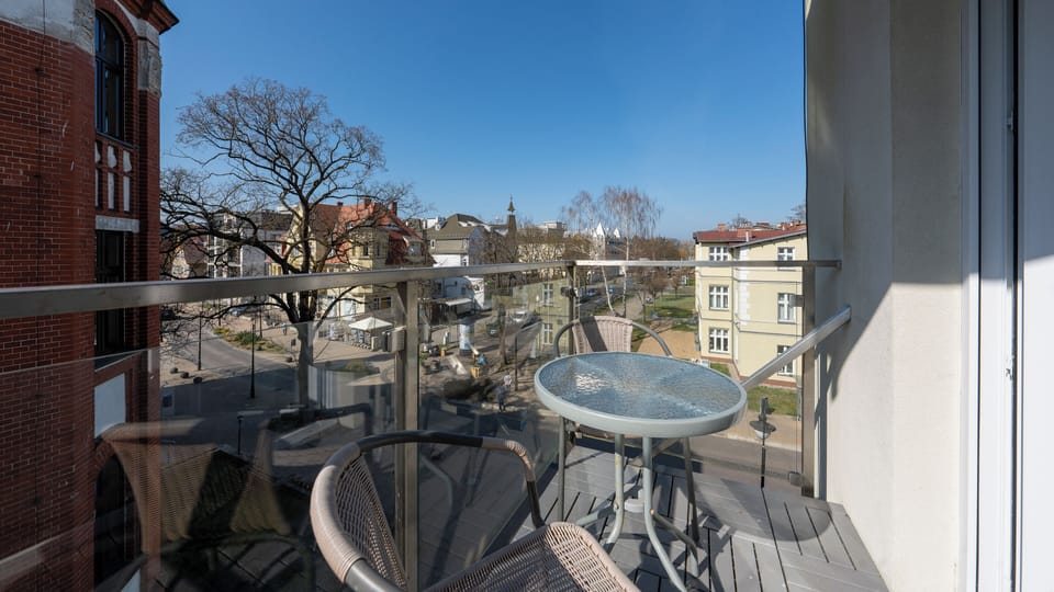 Apartment (303) | Balcony