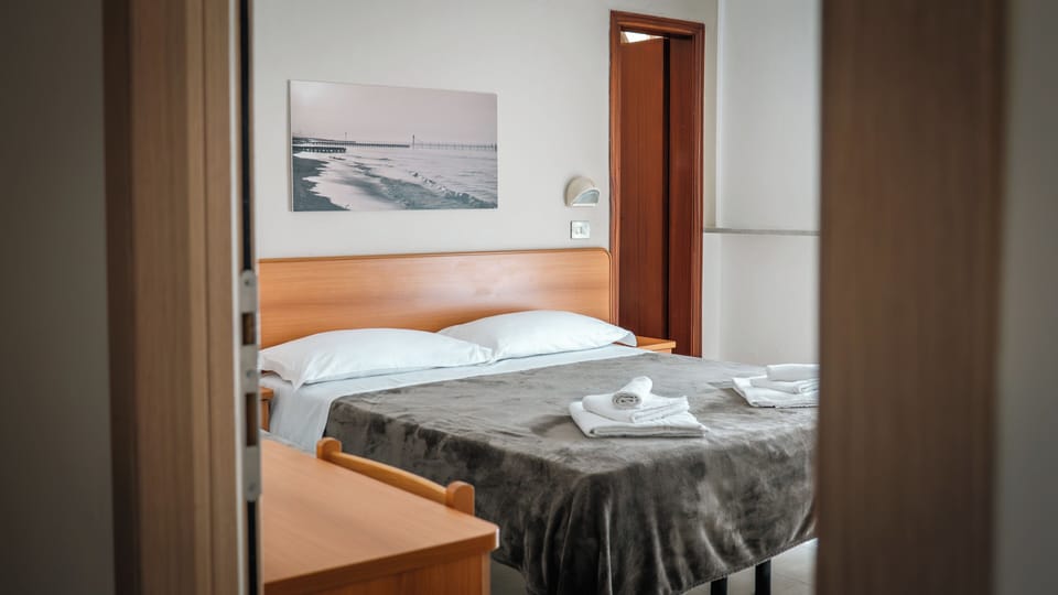 Premium bedding, in-room safe, individually decorated, desk