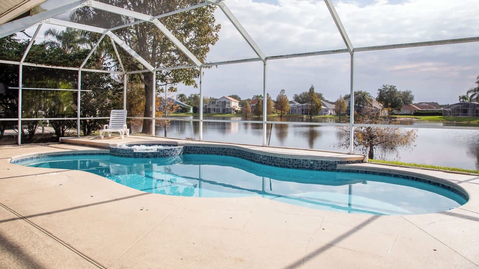 Private screened-in patio with pool (heat included)