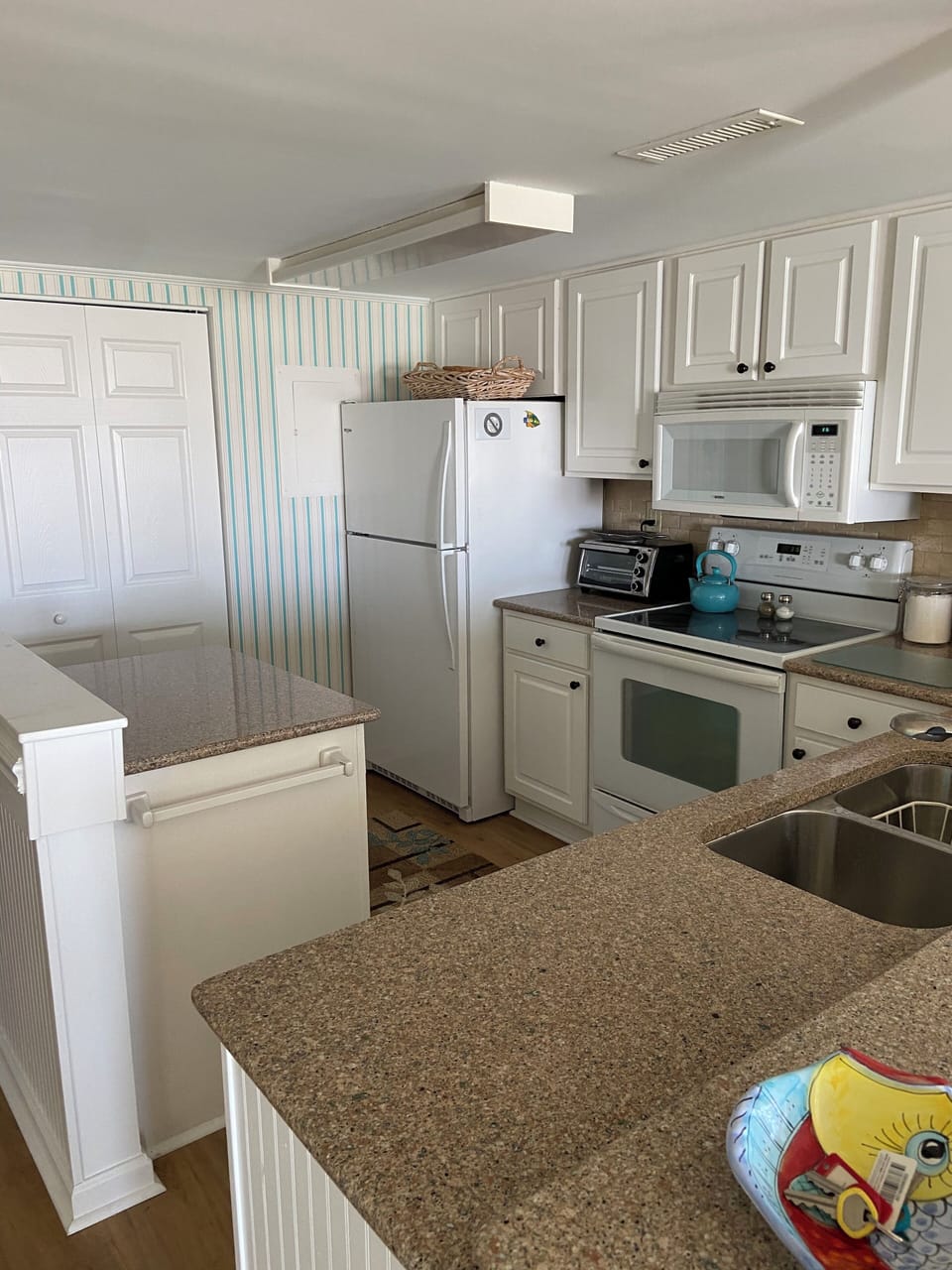 Whip up a home-cooked meal in the fully-stocked kitchen.