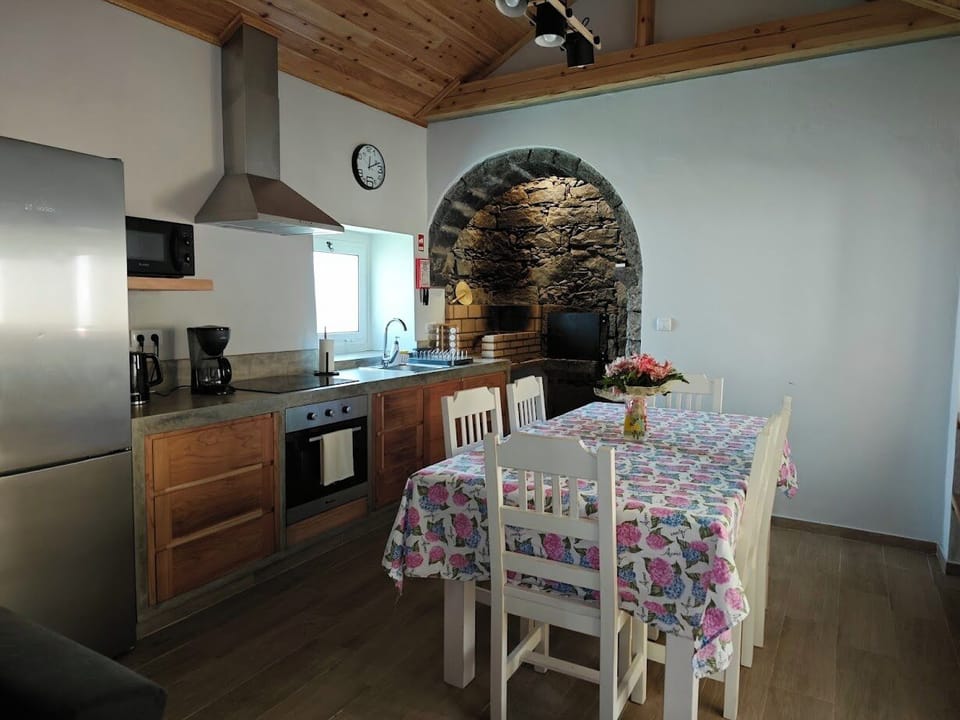 Casa_da_Marta_Lomba_da_Fazenda_Nordeste_Azores_Sao_Miguel_Acores