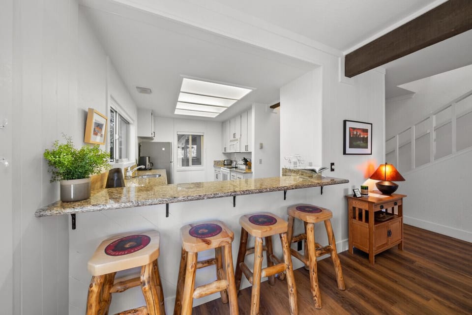 Kitchen buffet