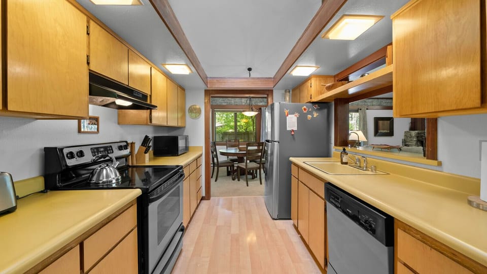 Fully stocked kitchen