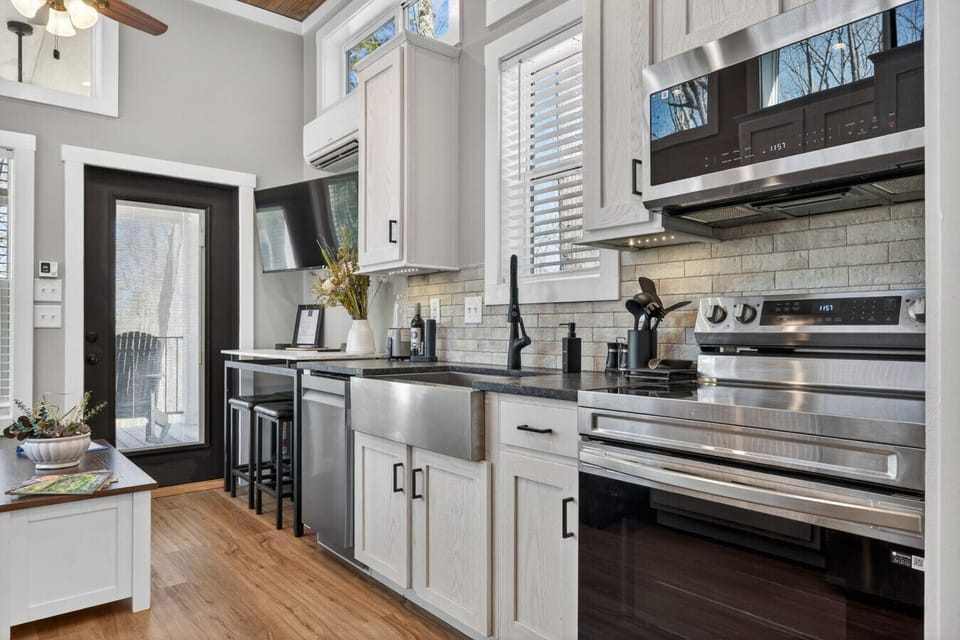 The full size kitchen allows the chef in your group to create masterpieces with modern conveniences.