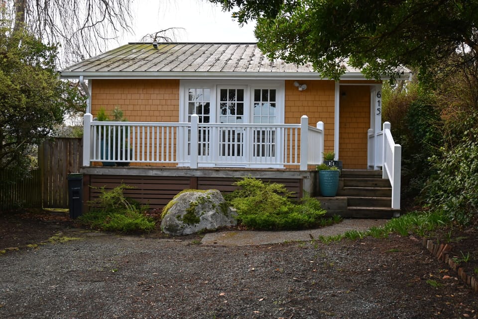 Front deck