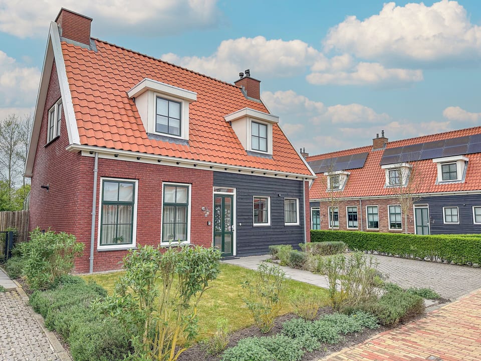 Holiday Home Exterior [summer]